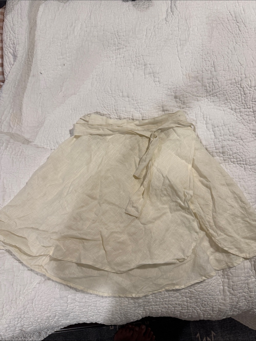 Monday swimwear Monaco linen wrap skirt ivory size small